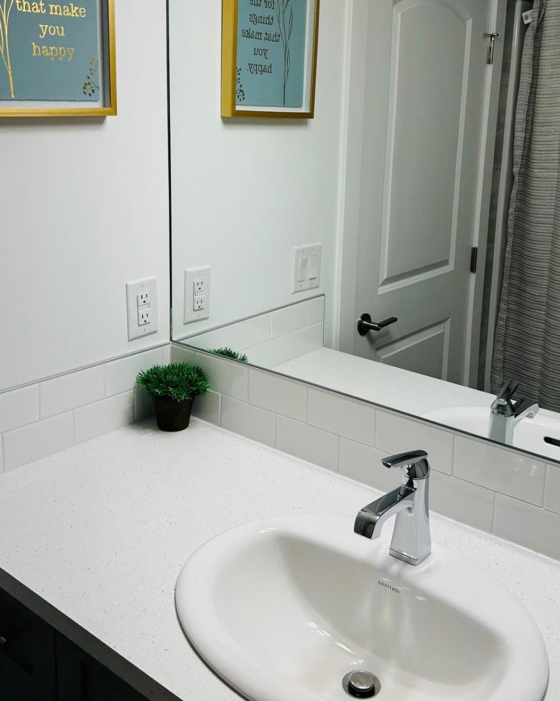 Private Very Spacious 2 Bed 1-bedroom Sw